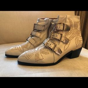 Like Chloe White Ankle Boots